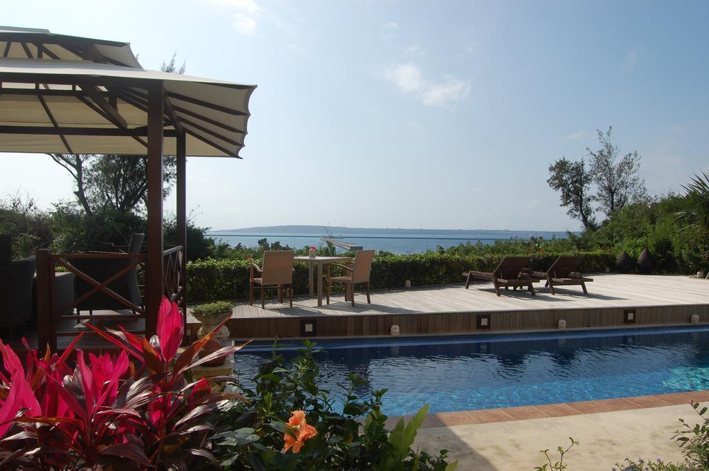 Hôtel The Amarta à Miyakojima  Extérieur photo